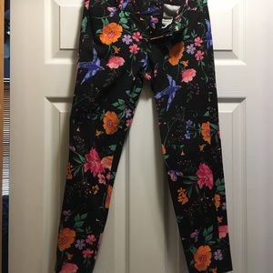 Old Navy Pixie Pant